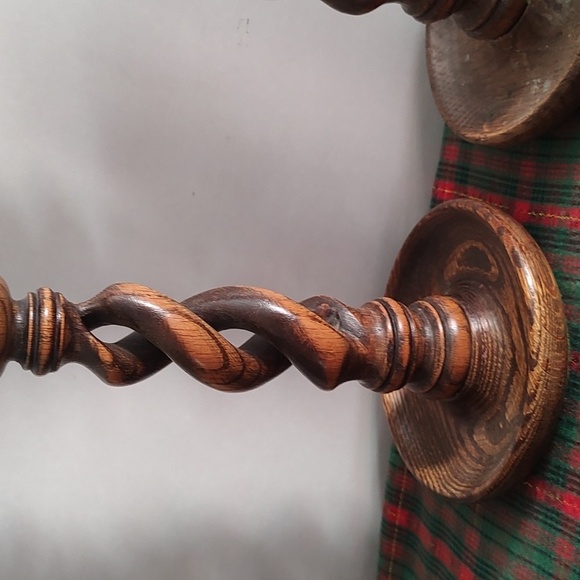 Carved Wood Barley Twist Taper Candle Stick Holders Vintage Antique Set 2 - Picture 3 of 10